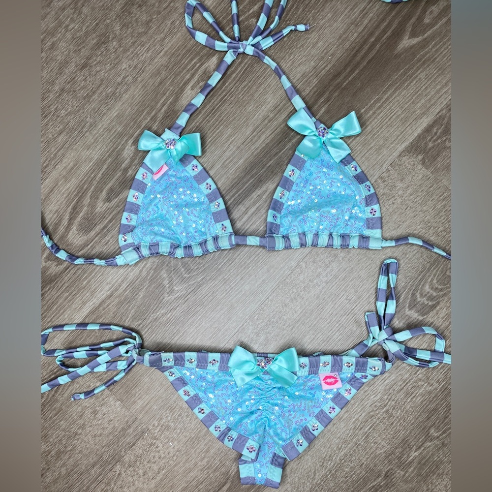 Pink Lips Bikini